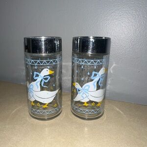 1980s Anchor Hocking "Farm Country Geese" glass salt and pepper shakers